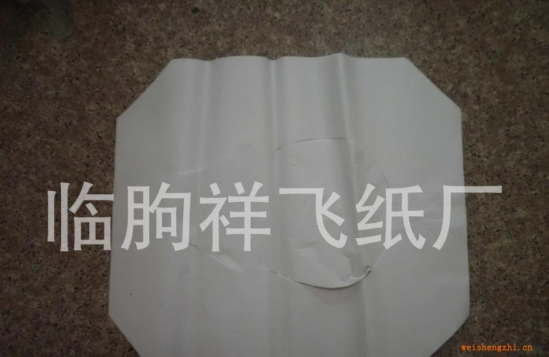 供應(yīng)優(yōu)質(zhì)馬桶坐墊原紙，木漿原紙，再生原紙。